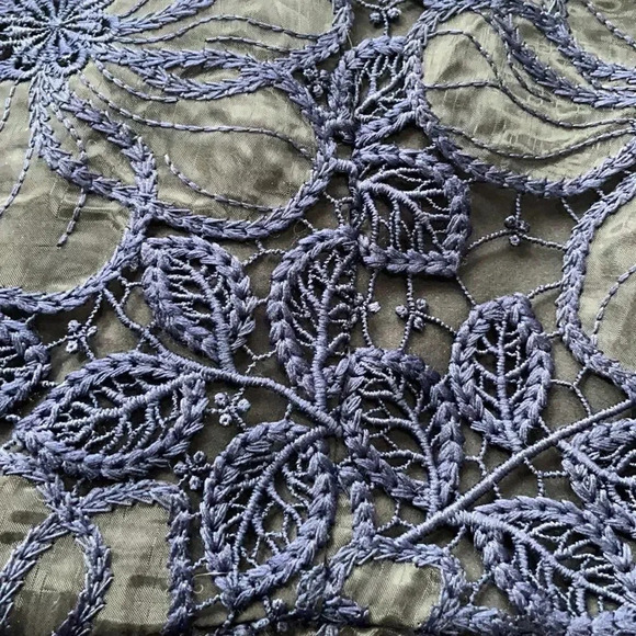 ML Monique Lhuillier's navy minidress, lace organza square neck. Size 6 NWT - Picture 12 of 13